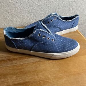 Magellan Women Chambray Denim jean slip on laceless sneakers shoes size 7